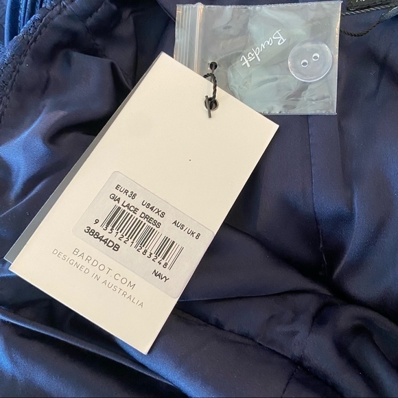 Bardot Gia Lace Dress Navy 4 - Picture 9 of 10